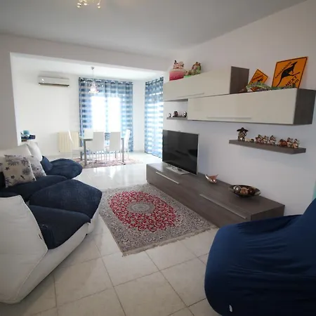 Aussie Dream House * Formia