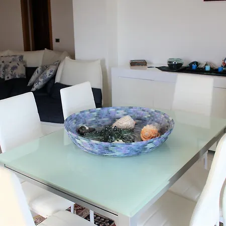 Aussie Dream House * Formia