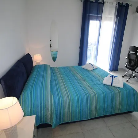 Aussie Dream House *