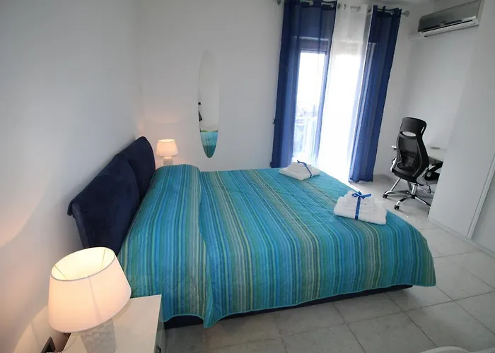 Aussie Dream House *