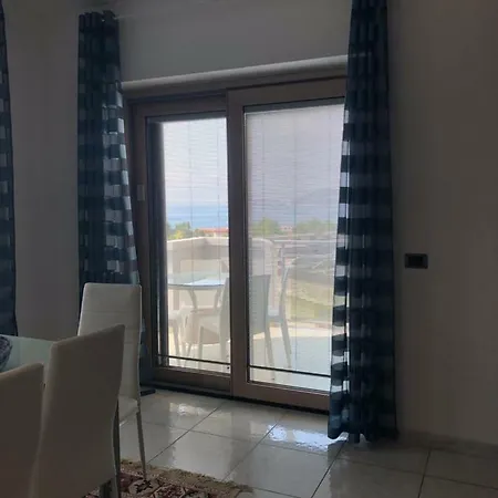 Aussie Dream House Formia
